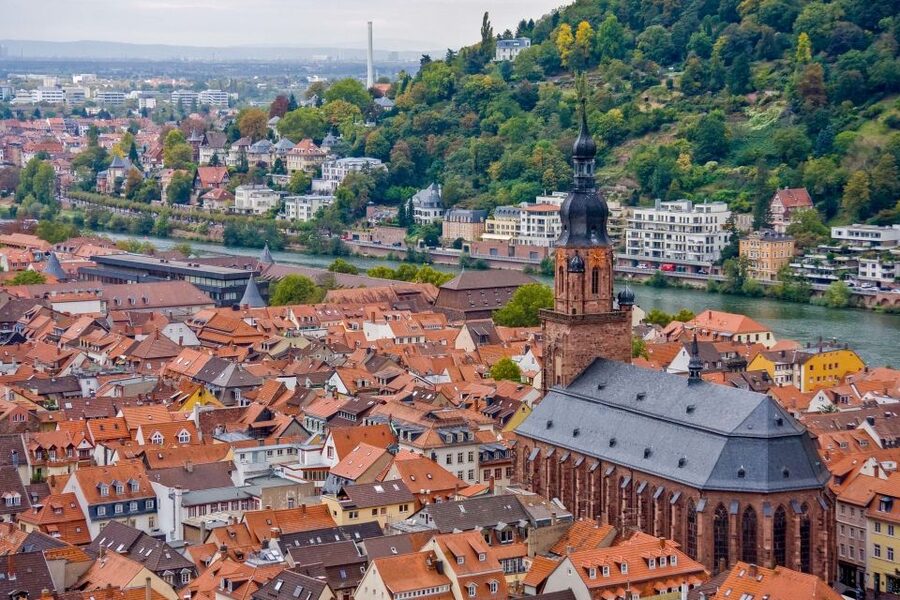 From Frankfurt: Heidelberg, Castle and Old City Guided Tour - Heidelberg Castle: ruins, Renaissance fronts, and a giant barrel
