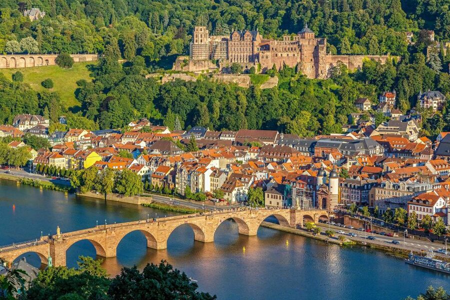 From Frankfurt: Heidelberg, Castle and Old City Guided Tour - Your free time for lunch, shops, and photos
