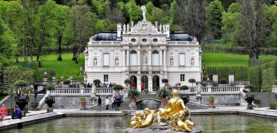 From Füssen: Neuschwanstein & Linderhof Castles Private Tour - Who Should Book This Tour?
