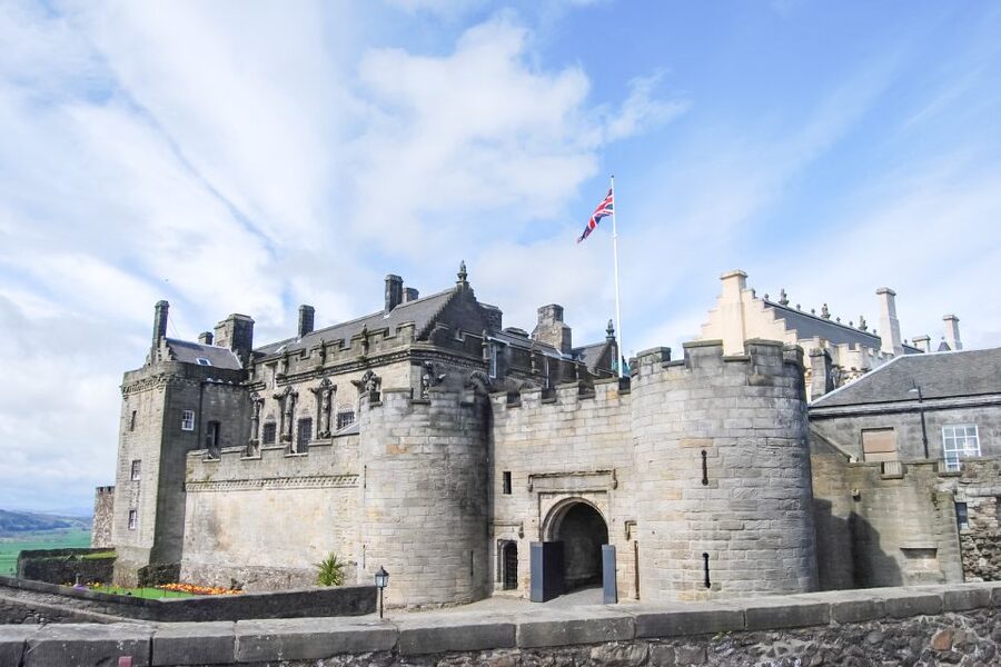 From Glasgow: Loch Lomond, Trossachs & Stirling Castle Tour - Stirling Castle and Scotland’s royal story