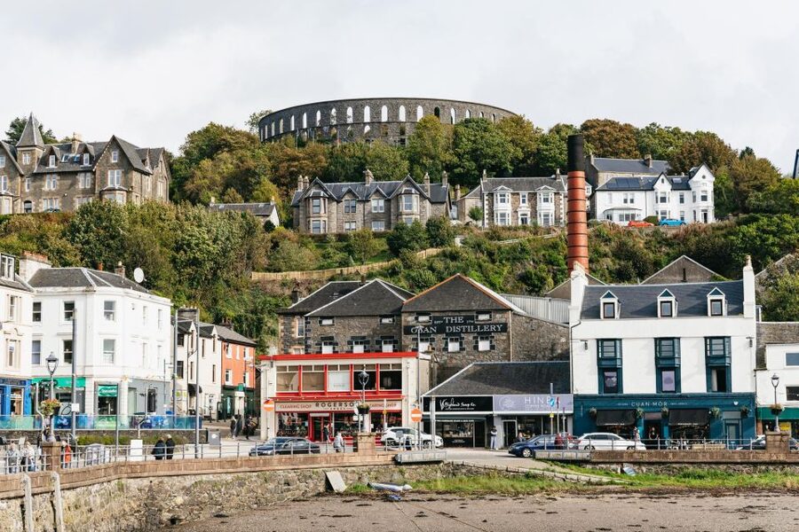 From Glasgow: Oban, Glencoe, Highland Lochs & Castles Tour - Glencoe, clan tragedy, and film scenery