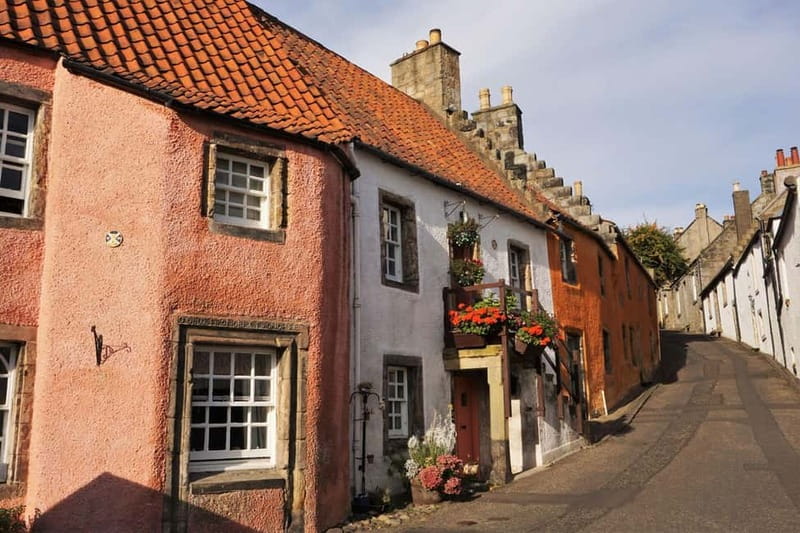 From Glasgow: Outlander Castles and The Scottish Countryside - Culross turns a village into Cranesmuir