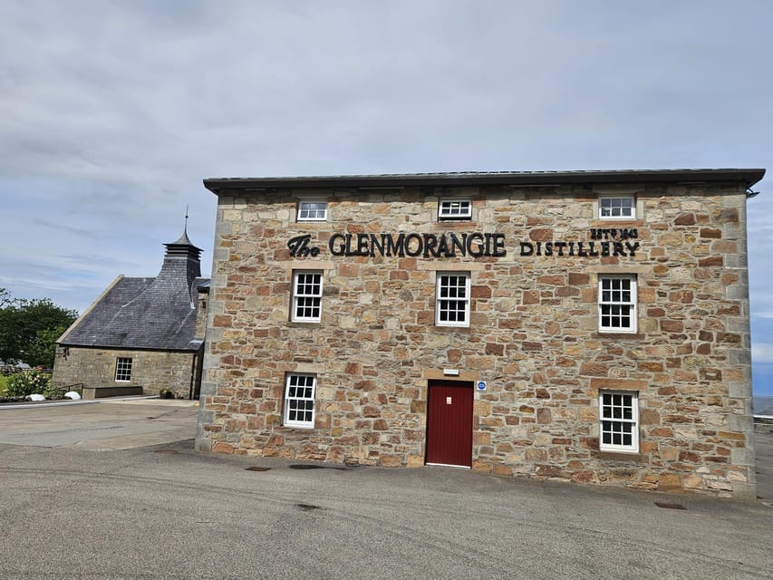 From Invergordon: Dunrobin Castle, Loch Fleet, and Dornoch … - Glenmorangie or Balblair for the final dram