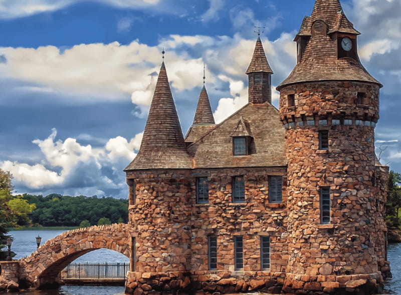 From Ivy Lea: 1000 Islands Boldt Castle Scenic Cruise - Zavikon Islands and the smallest international bridge