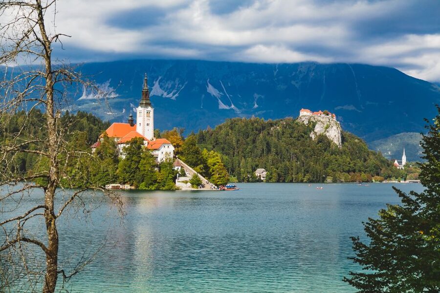 From Ljubljana: Lake Bled and Bled Castle Tour - How the timing shapes the day