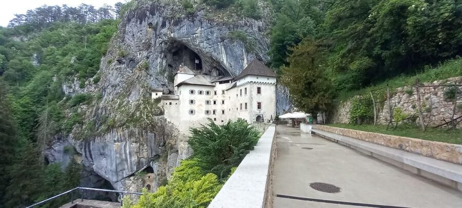 From Ljubljana: Postojna Cave & Predjama Castle Guided Trip - Key points to know before booking