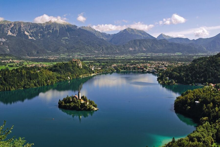 From Ljubljana: Trip to Lake Bled and Bled Castle - The essentials at a glance