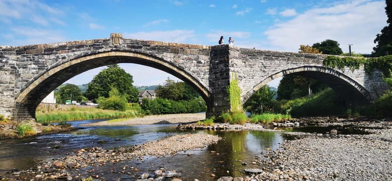 From Llandudno: Portmeirion, Snowdonia and Castles Tour - A local guide makes the long route worthwhile