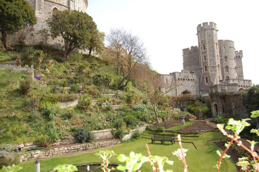 From London: Half-Day Trip to Windsor with Castle Tickets - Key points to know before booking