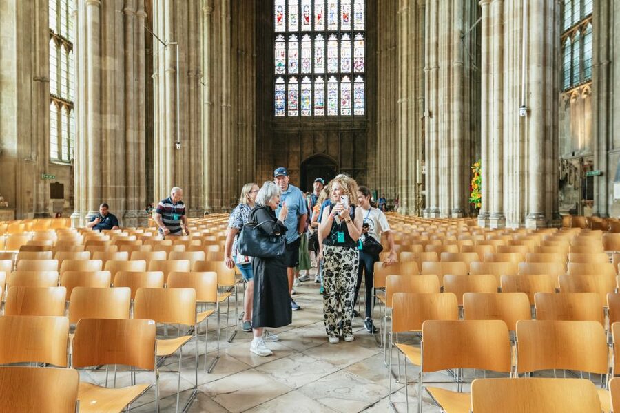 From London: Leeds Castle, Canterbury Cathedral & Dover - Who should book this day trip?