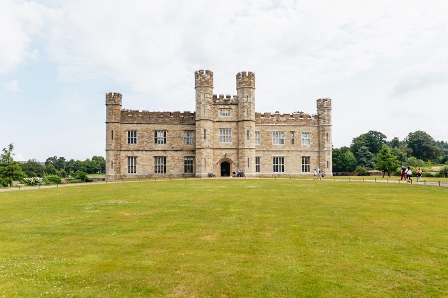 From London: Leeds Castle, Canterbury Cathedral & Dover - Should you book Leeds Castle, Canterbury and Dover?