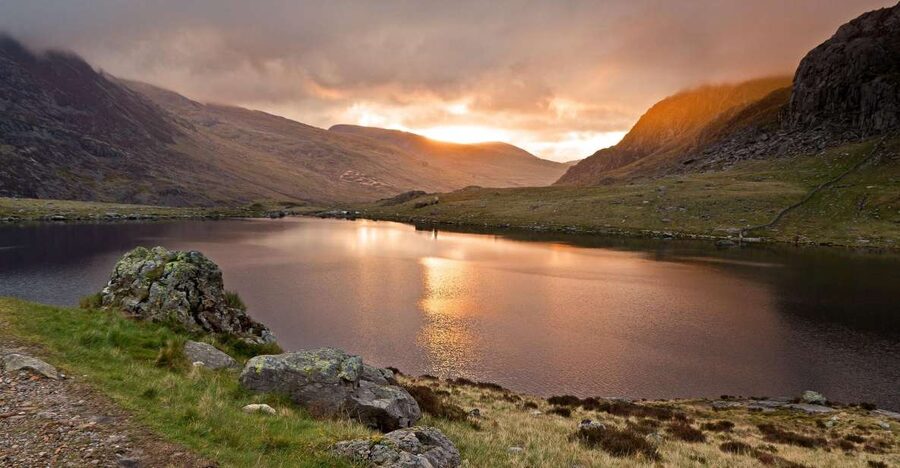 From London: North Wales, Snowdonia & Caernarfon Castle Tour - The 7:15 Train Back to London