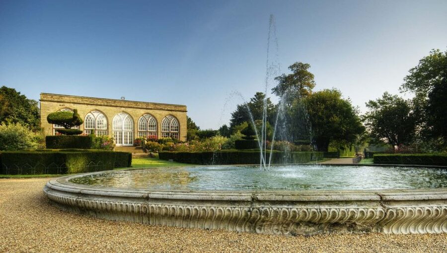 From London: Warwick Castle Day Trip by Rail - Arriving in Warwick and finding your own way