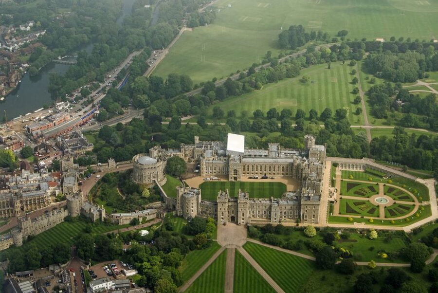 From London: Windsor Castle Royal Afternoon Sightseeing Tour - Queen Mary’s Dolls’ House: tiny details worth your time