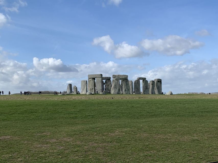 From London: Windsor Castle & Stonehenge Private Day Trip - Returning to London around 6:30 p.m.