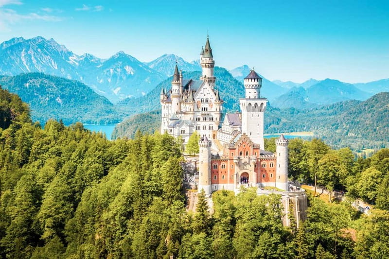 From Munich: Premium Neuschwanstein Castle & Linderhof Tour - Why this day trip works from Munich