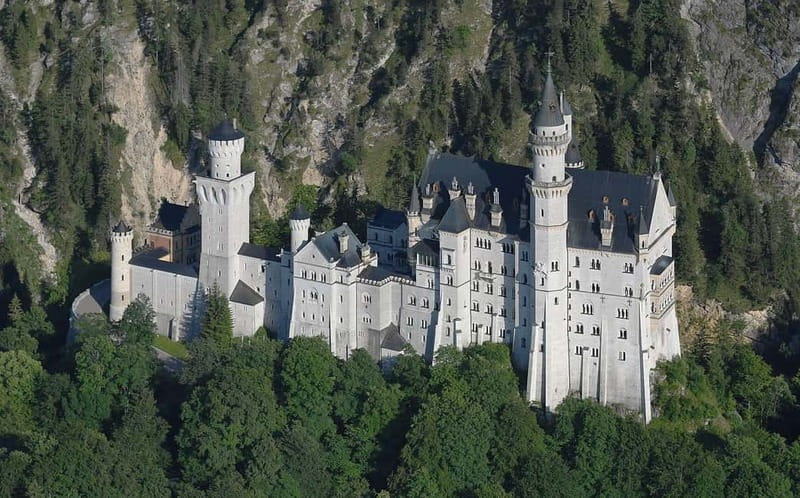 From Munich: To Neuschwanstein Castle, Linderhof, Oberammerg - Linderhof and the route’s royal dimension