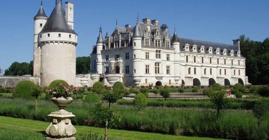 From Paris: Loire Valley Castles Full-Day Tour with Lunch - Why this route works from Paris