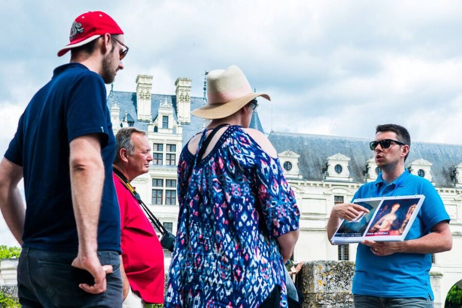 From Paris: Small-Group Loire Valley Castles Full-Day Tour - Chambord saves the biggest spectacle for last