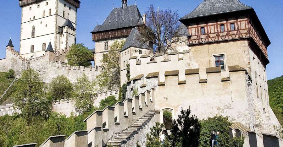 From Prague: Half-Day Karlstejn Castle Tour - Free time, photos, and Karlštejn mead