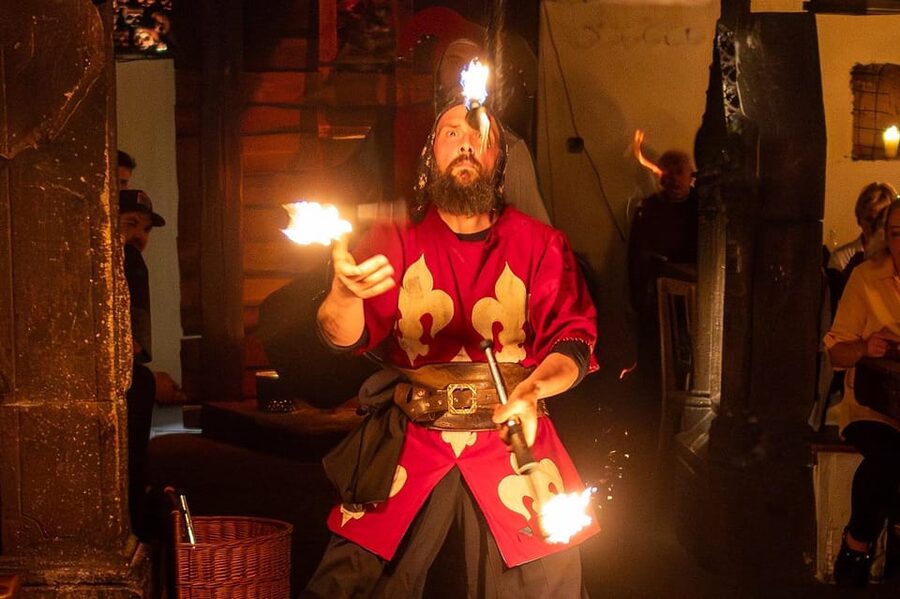 From Prague: Medieval Dinner, Show, Castle and Brewery - Six practical tips for a better evening
