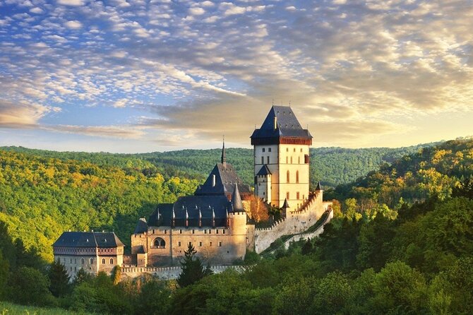 From Prague: Small-Group Karlstejn Castle & Koneprusy Caves Trip - The village walk and Great America Quarry