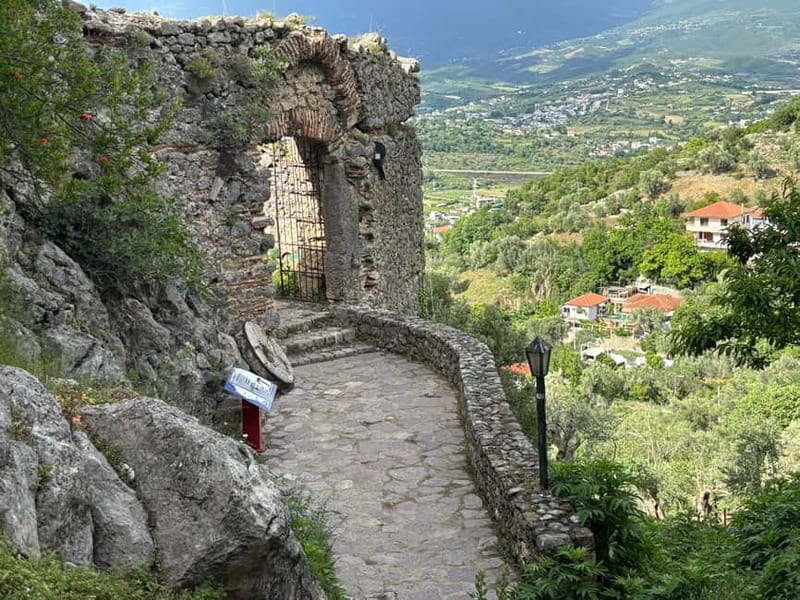 From Tirana: Petrela Castle and Biggest ZipLine in Balkan - Petrelë Castle and its high valley views