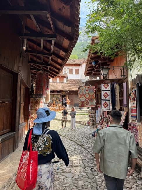 From Tirana/Shkoder: Kruja Castle, Old Bazaar, Sari Salltik - Key points at a glance