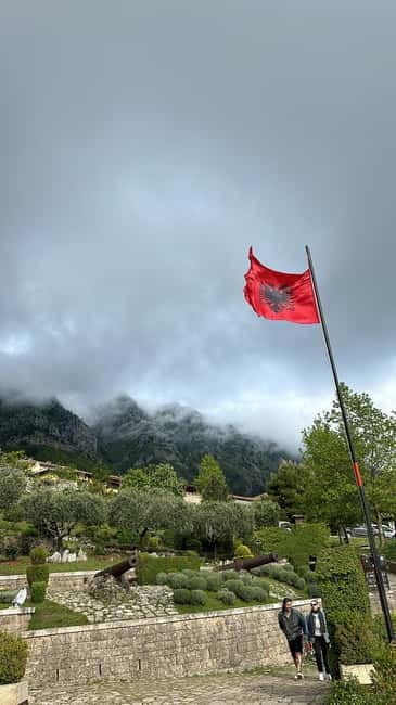 From Tirana/Shkoder: Kruja Castle, Old Bazaar, Sari Salltik - Inside the Ethnographic Museum