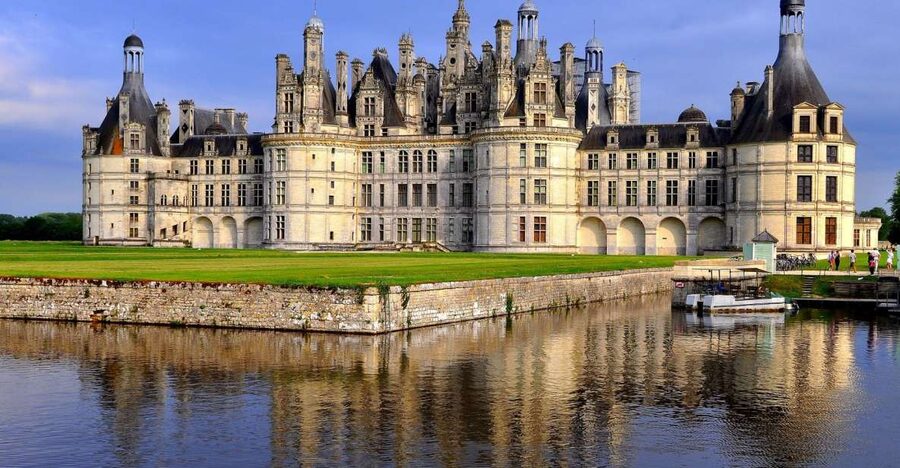 From Tours: Chenonceau and Chambord Castles Guided Tour - Why these two Loire Valley castles work well together