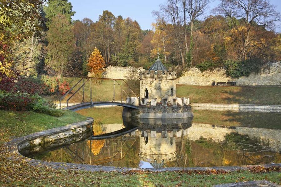 From Vienna :4 Castle Tour In Slovakia With Wine Tasting - What the guide can change