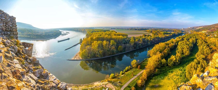 From Vienna: Bratislava & Devin Castle Day Tour with Photo - The drive across the Austrian and Slovak border
