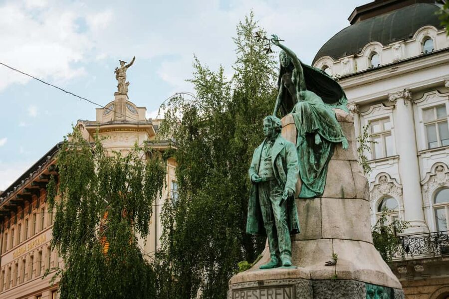 From Zagreb: Ljubljana, Postojna Cave & Predjama Castle Tour - Postojna Cave by electric train and on foot