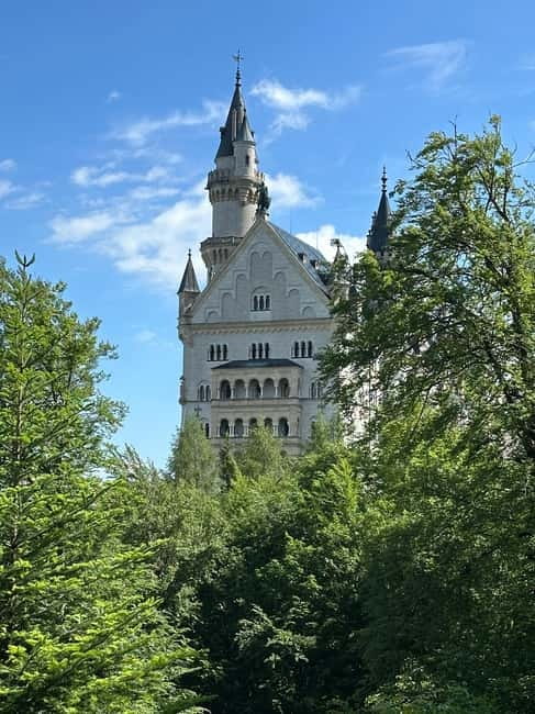 From Zurich: Neuschwanstein Castle Private Tour with Lunch - Key points to know before booking