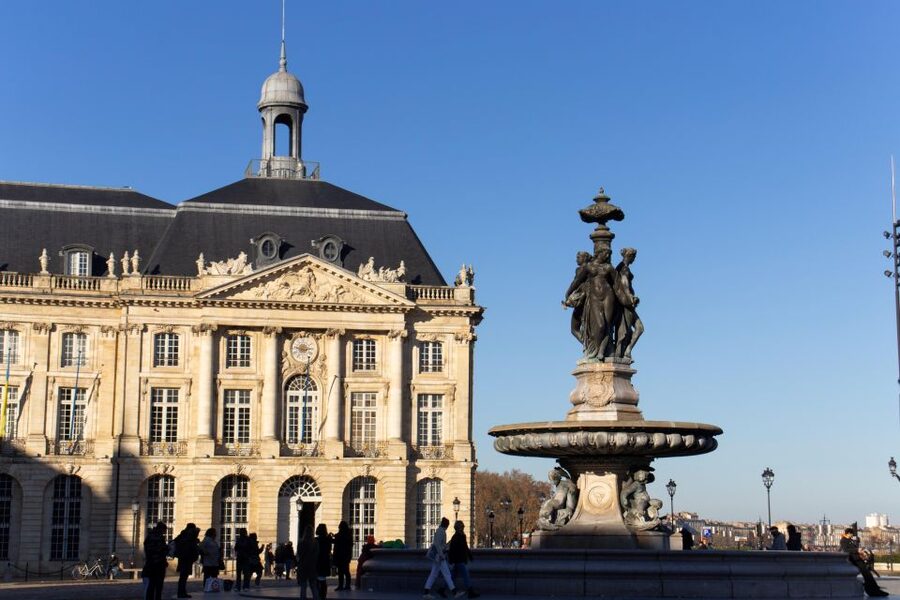Full-Day Bordeaux gourmet tour & 2 chateau Medoc - A family-run estate for the second tasting