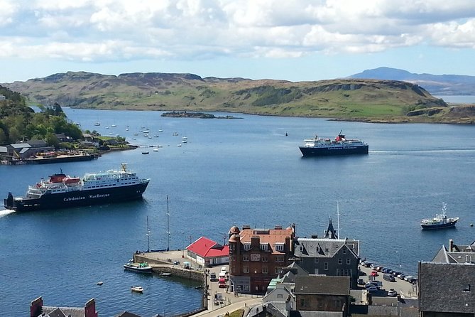 Full-Day Oban Castles and Glencoe Guided Tour from Glasgow - Kilchurn Castle is a photo stop, not an interior visit