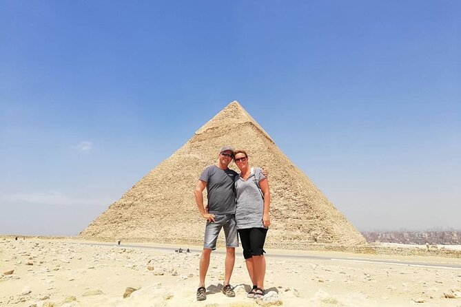 Full-Day Private Guided Tour of Egyptian Museum, Pyramids and Cairo Citadel - Starting at the Giza Pyramids