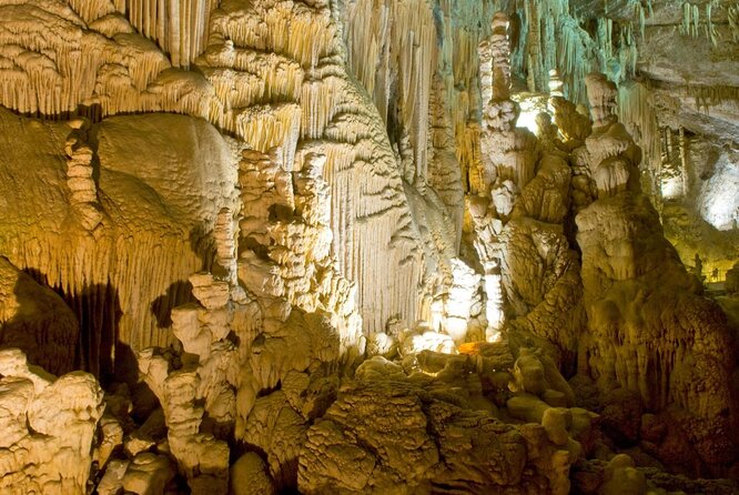 Full-Day Private Trip to Jeita Grotto, Baalbek and Chateau Ksara - Why this Beirut day trip works