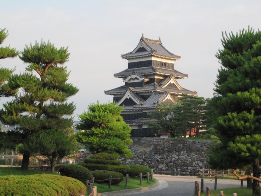 Full-Day Tour: Matsumoto Castle & Kamikochi Alpine Valley - From Nagano Station to Matsumoto