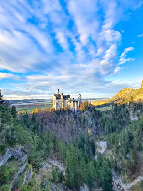 Füssen to Neuschwanstein Castle - Guided Scenic Tour - Why walking to Neuschwanstein is worth your time