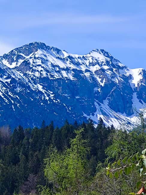 Füssen to Neuschwanstein Castle - Guided Scenic Tour - Arriving at Neuschwanstein Castle on foot