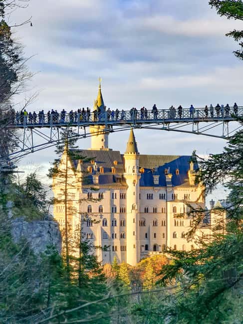 Füssen to Neuschwanstein Castle - Guided Scenic Tour - From Füssen station to the first scenic stops