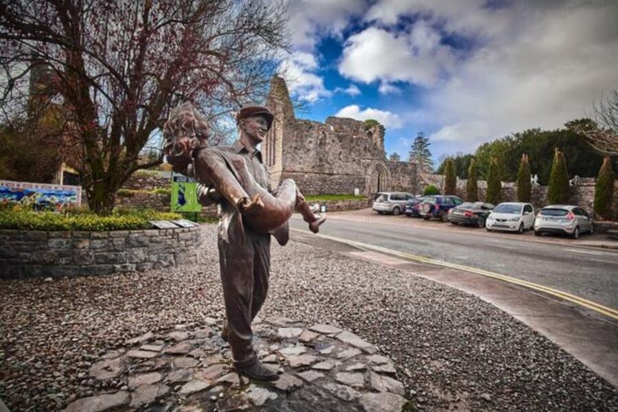 Galway: Connemara, Sheepdog Show and Medieval Castle Tour - Value, food, and what to pack