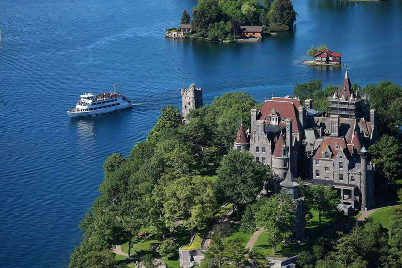 Gananoque: 1000 Islands Cruise & Optional Boldt Castle Entry - The three-hour route and Millionaire’s Row