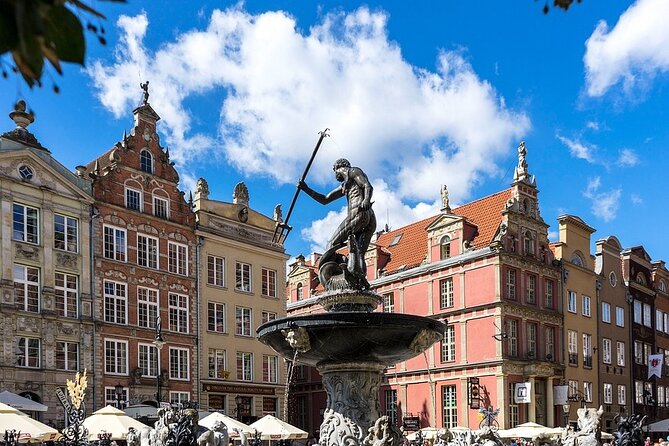 Gdansk and Malbork Castle Small Group Tour from Warsaw with Lunch - The long road north from Warsaw