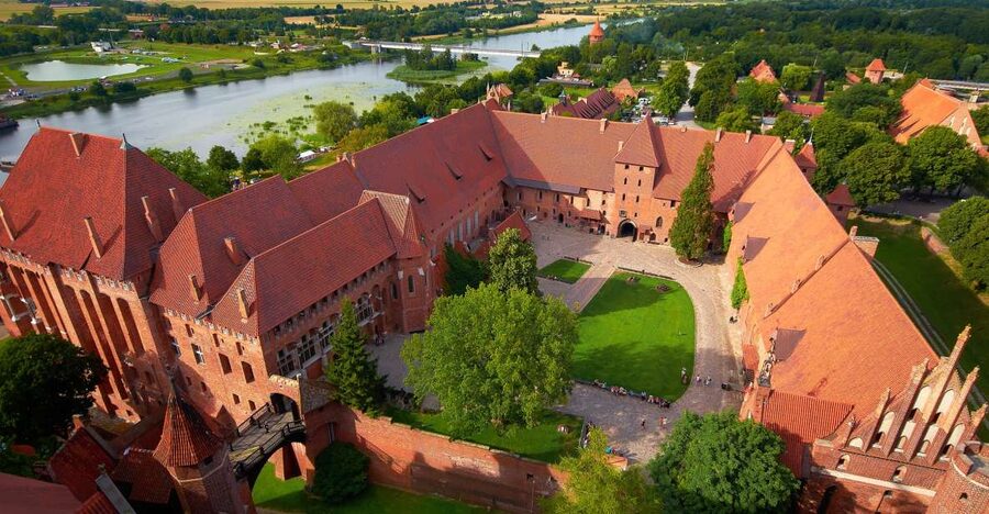 Gdansk: Malbork Castle Regular Tour - Key points to know before you book