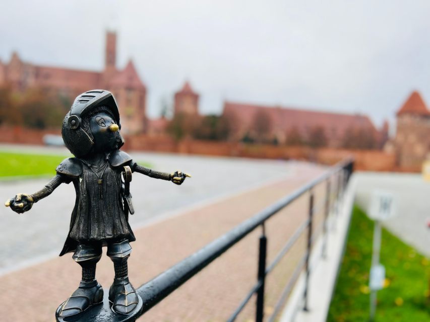 Gdansk: Malbork Castle & Westerplatte Tour with Local Lunch - Should you book the Malbork and Westerplatte tour?
