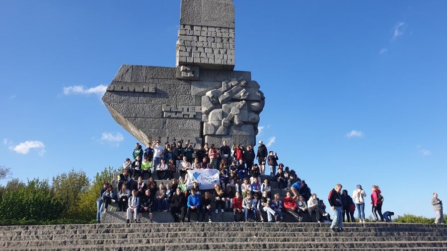 Gdansk: Malbork Castle & Westerplatte Tour with Local Lunch - The Small Dutchman and the Żuławy countryside