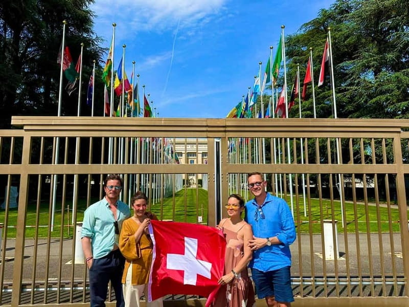 Geneva guided tour: capital of peace with the UN - The Palais des Nations from the outside