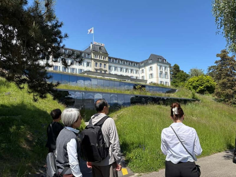 Geneva guided tour: capital of peace with the UN - What the flags and entrance tell you